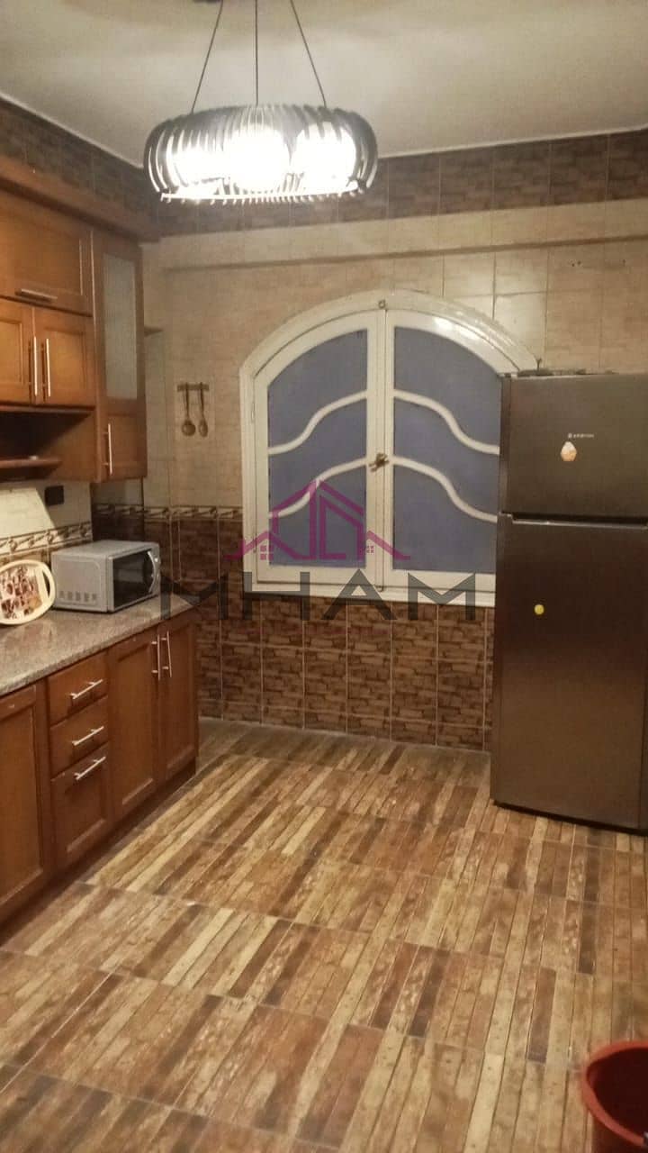 3 photo_5766947520461344166_y. jpg