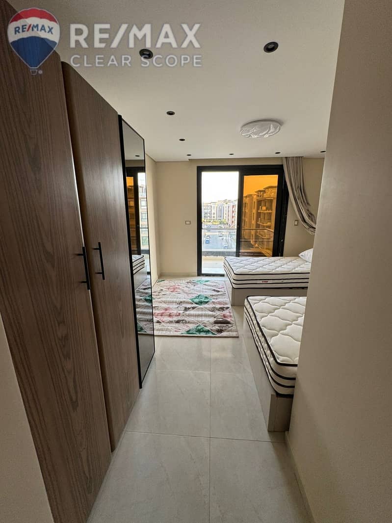 11 4577193e-7cfc-4cc9-ad73-48f67ba52780. jpg