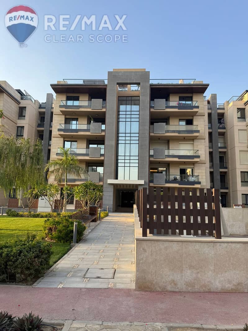 13 b4270004-b609-4d48-be53-045531b3e2db. jpg