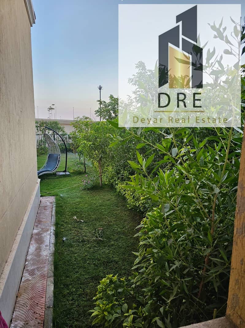 12 0109ec5c-d075-4e47-8adb-047a28c87042. jpg