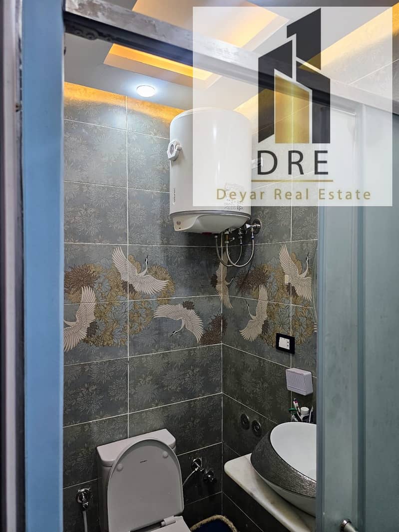 19 b8e50e52-dfc7-4483-84b3-f308cc1dde46. jpg