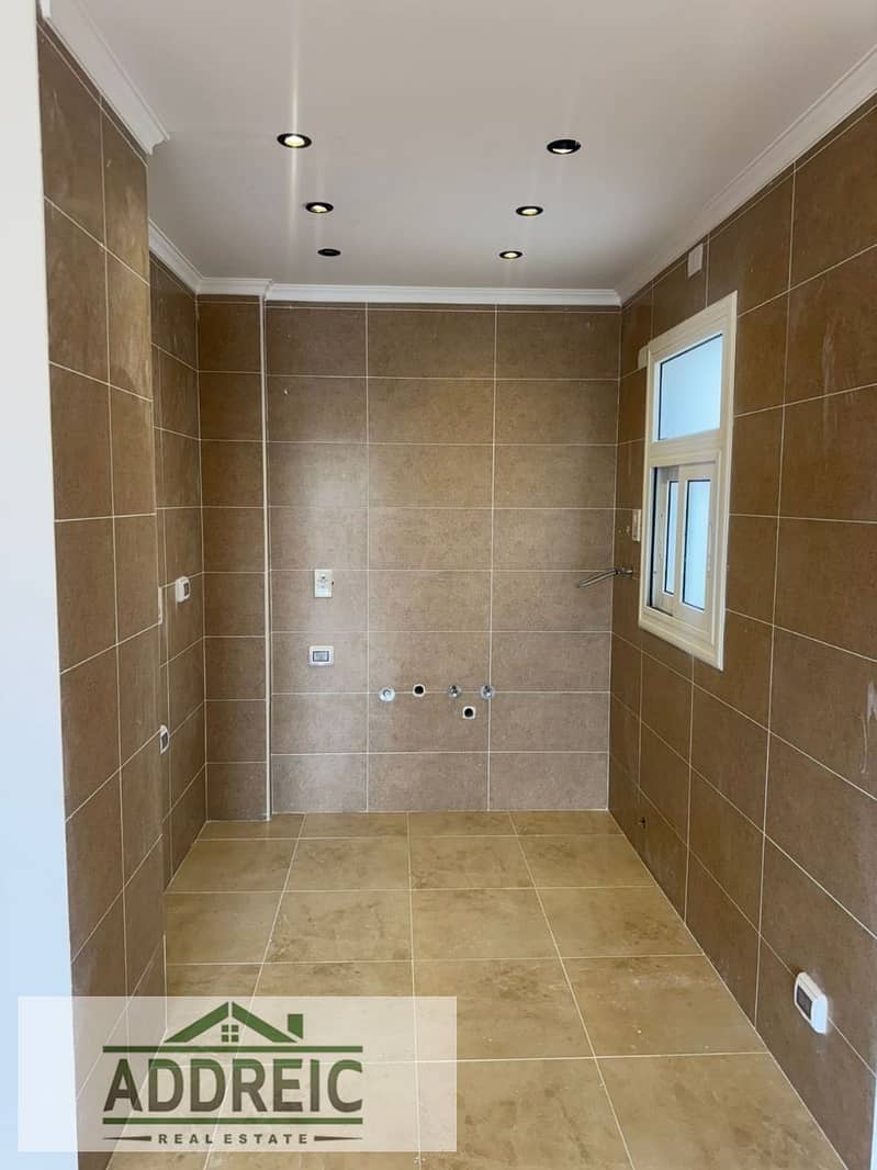 3 WhatsApp Image 2025-10-29 at 1.22. 50 PM (3). jpeg