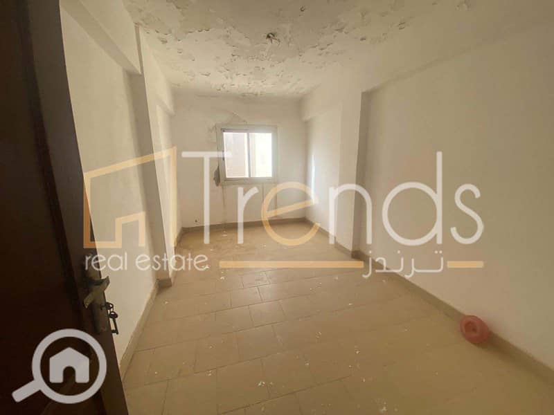 3 WhatsApp Image 2025-10-29 at 1.06. 40 PM (1). jpg