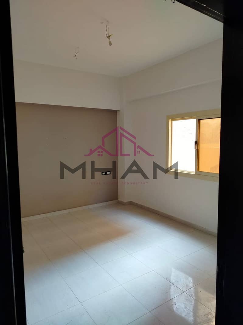 6 photo_5767325992979467465_y. jpg