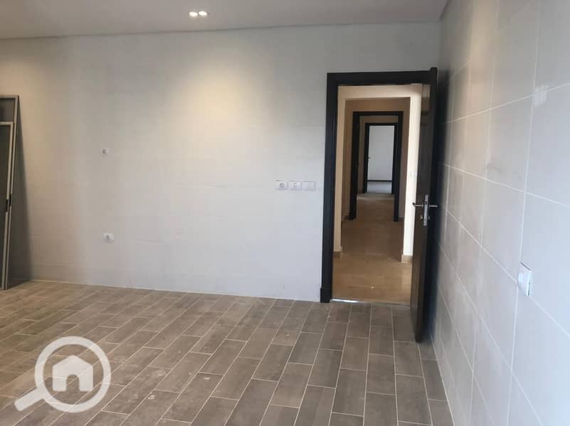 4 WhatsApp Image 2025-10-29 at 1.19. 06 PM (2). jpeg