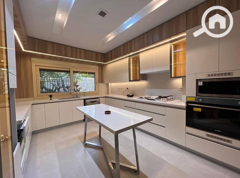 8 WhatsApp Image 2025-10-29 at 1.22. 49 PM (1). jpeg