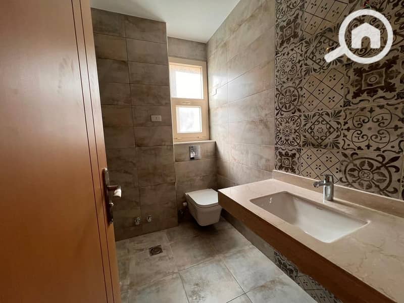 20 WhatsApp Image 2025-10-29 at 1.22. 52 PM. jpeg