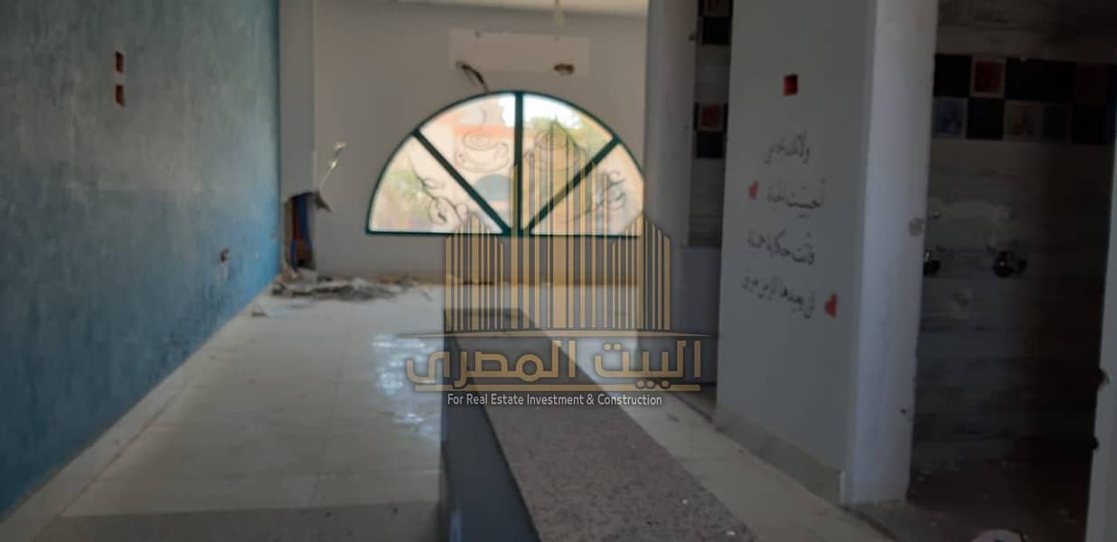 13 U586653 (17). jpg