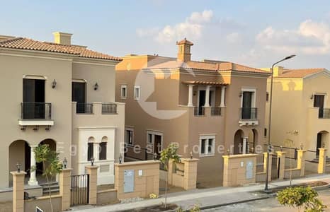 تاون هاوس 4 غرف نوم للبيع في القاهرة الجديدة، القاهرة - WhatsApp Image 2025-10-12 at 1.47. 02 PM (1). jpeg