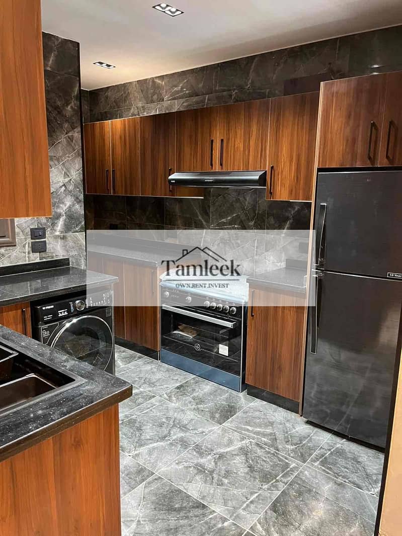 8 992c435a-efc6-45e6-9534-73289d4e5aa8. jpg