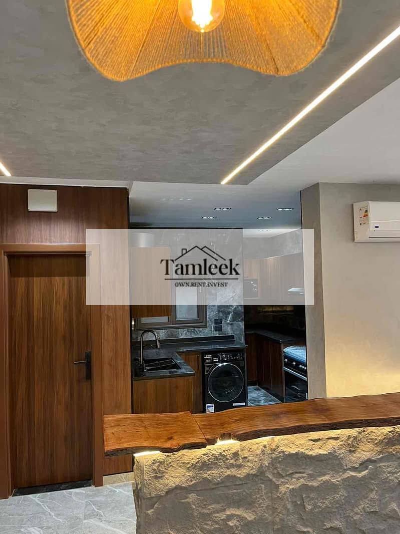 9 ba41def3-626c-41ba-bf35-a19682f49c0c. jpg