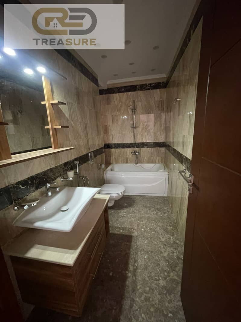 12 WhatsApp Image 2025-10-29 at 12.23. 08 PM (1). jpeg