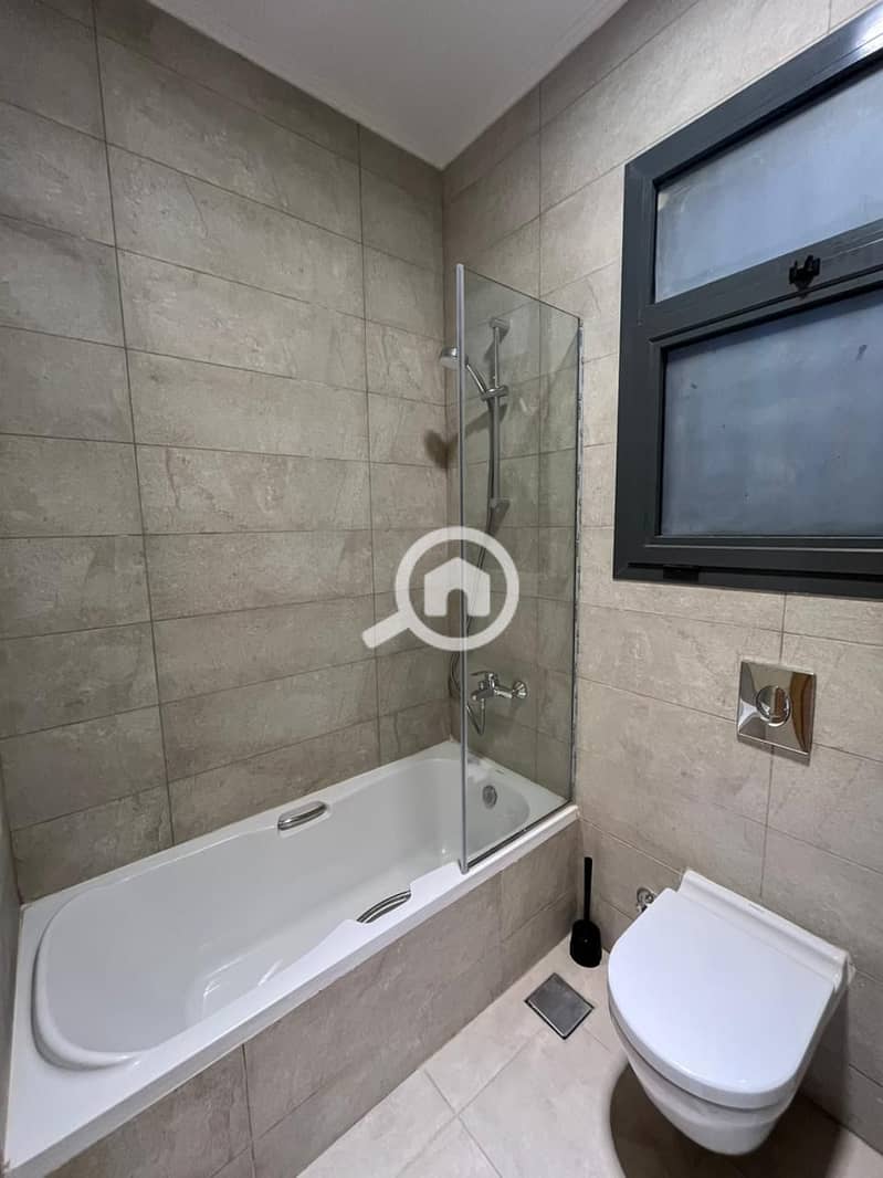 8 WhatsApp Image 2025-10-29 at 1.27. 52 PM (2). jpeg