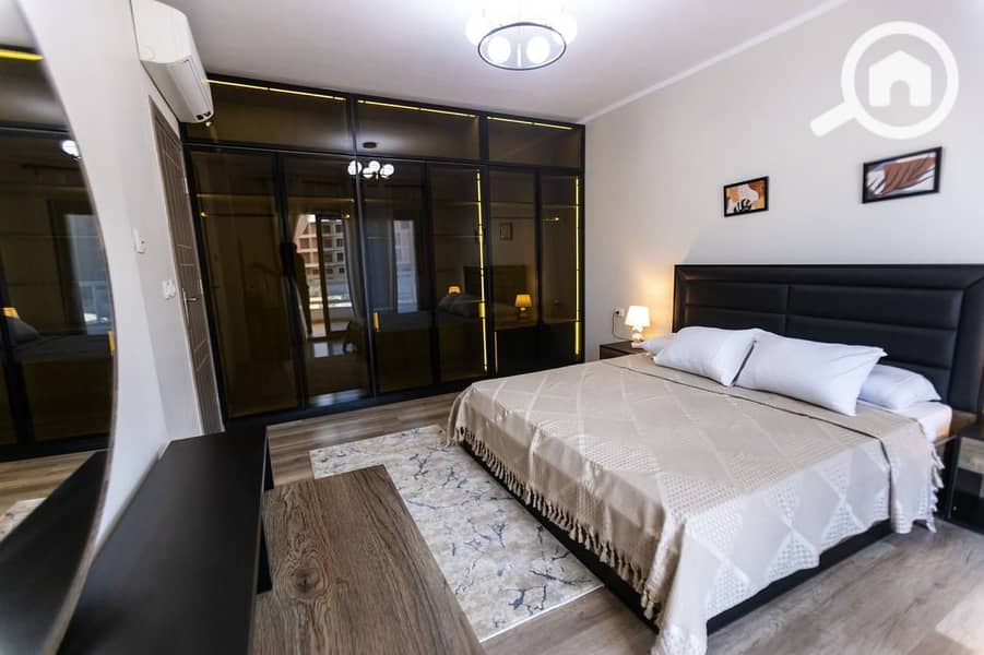 10 WhatsApp Image 2025-10-01 at 17.13. 28_4c3aa6f7. jpg