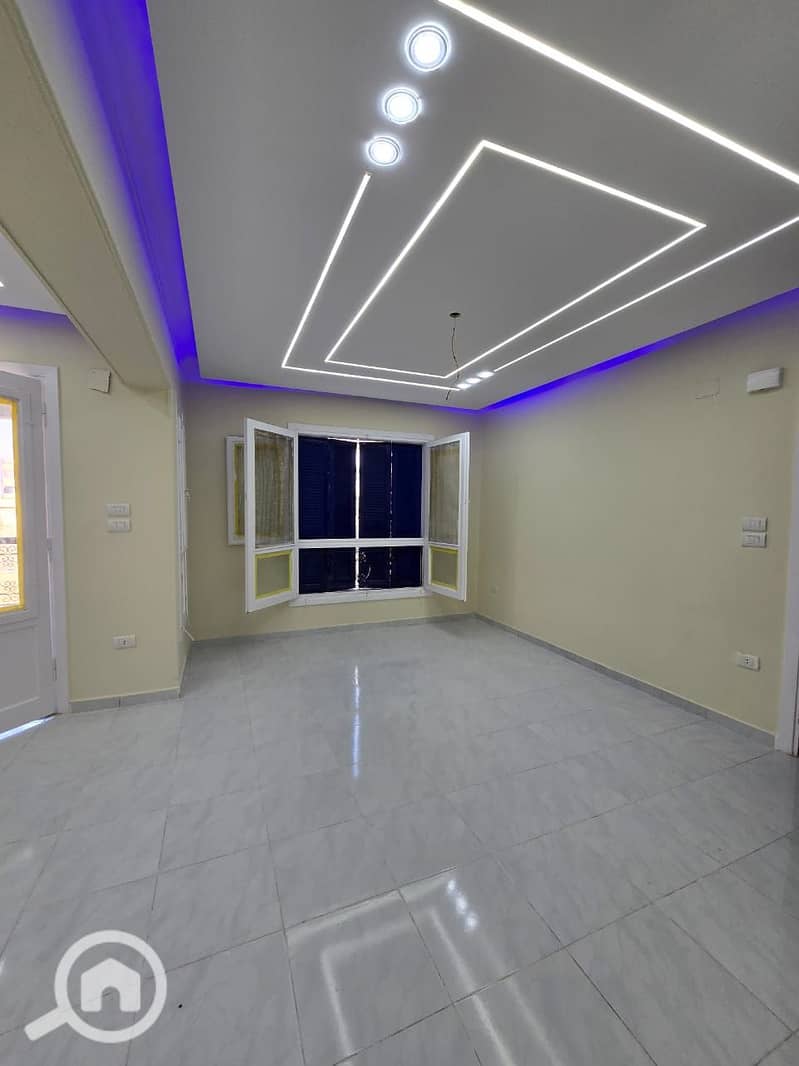 7 WhatsApp Image 2025-10-28 at 16.32. 38 (1). jpeg