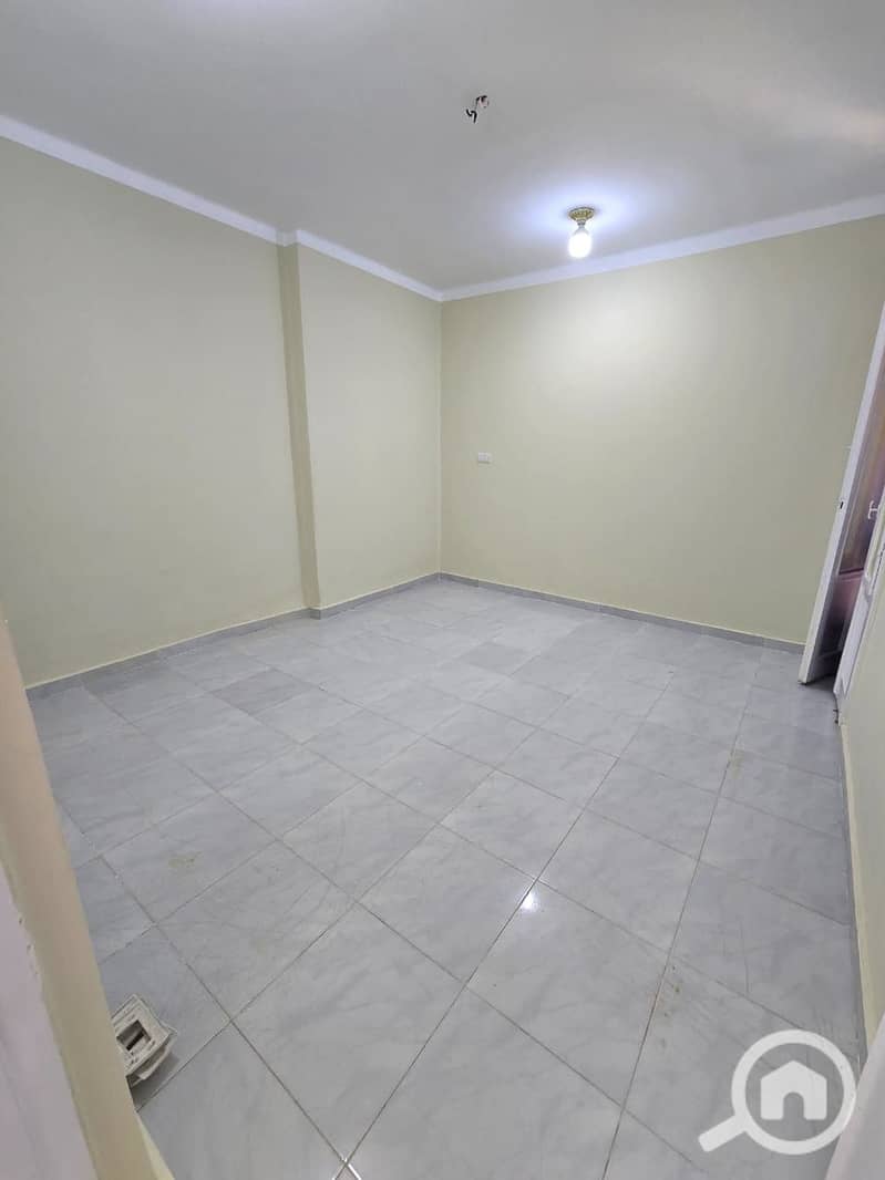 12 WhatsApp Image 2025-10-28 at 16.32. 40 (1). jpeg