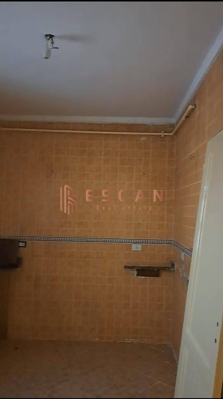 11 U366941 (7). jpeg