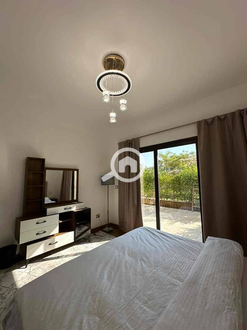 11 b2551c0b-1db8-494f-8666-b5fd9cc1f29b. jpg