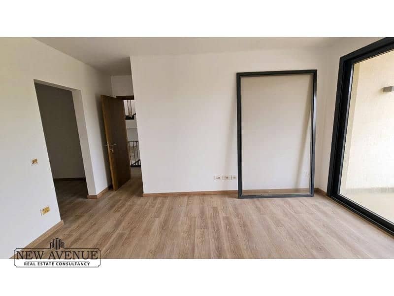 6 13039b42-ebc9-46d4-a4c7-a7fc75b0da48. png