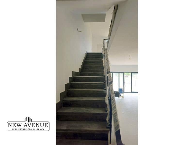 7 6ed0a562-0243-4844-9a7d-59349561c0e4. png