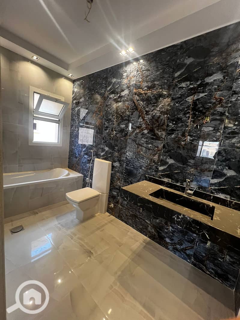 8 WhatsApp Image 2025-10-29 at 1.53. 54 PM (1). jpeg