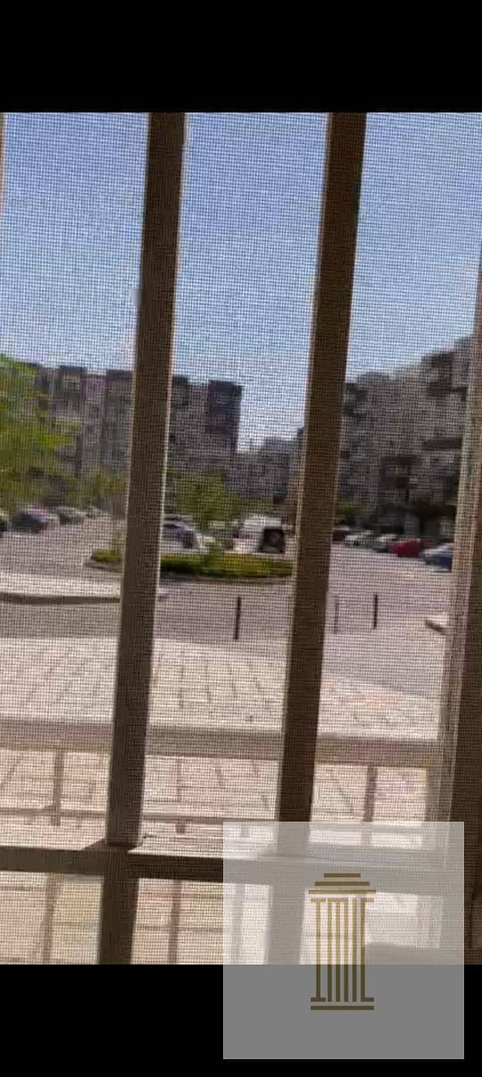 6 WhatsApp Image 2025-10-29 at 13.21. 53_2b3558d4. jpg