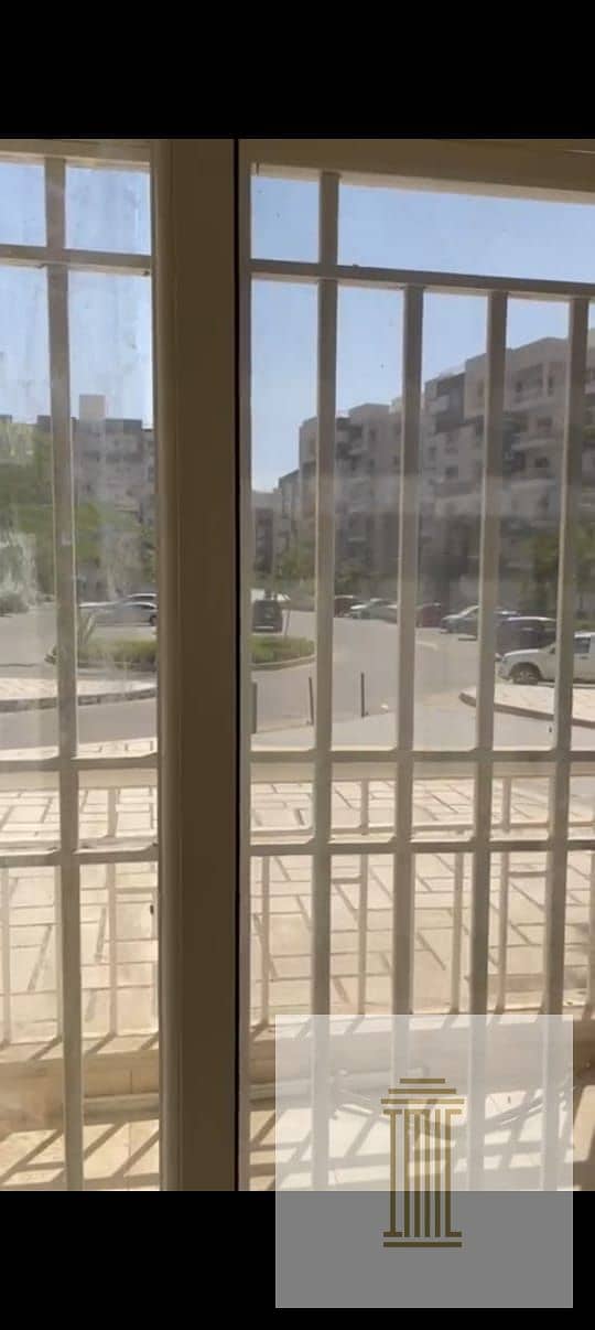 8 WhatsApp Image 2025-10-29 at 13.21. 53_9c678dfc. jpg