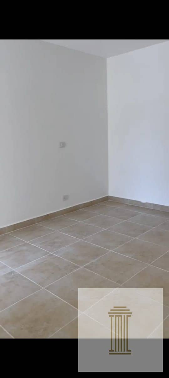 10 WhatsApp Image 2025-10-29 at 13.21. 54_0684c656. jpg