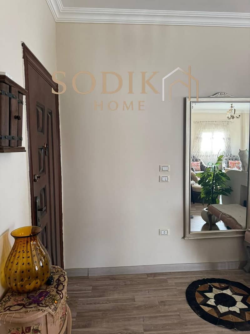 6 c21c04e8-cfd1-44ff-aa40-88f292d8d0ea. jpg