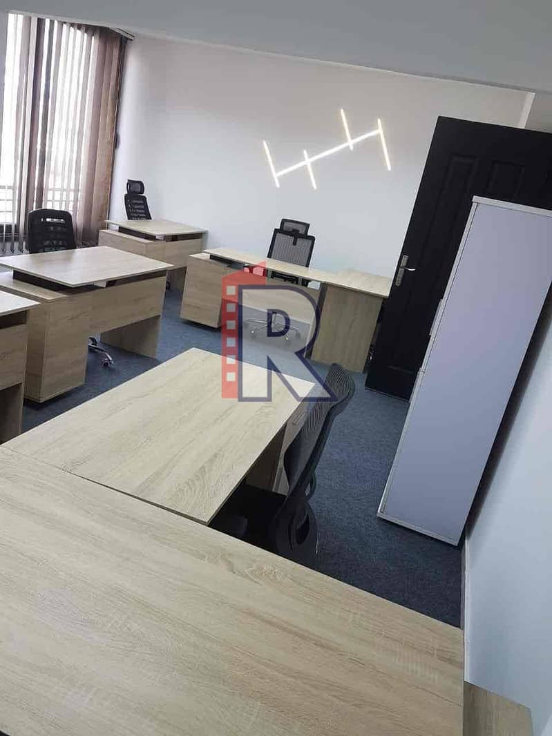 6 db95699e-2e64-41ac-80a2-fe5a81051f30. jpg