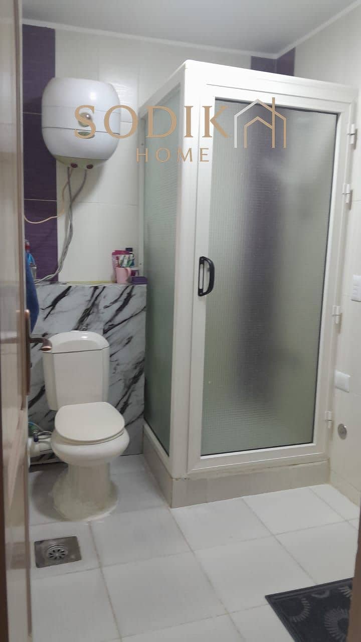 4 831b1212-e667-4973-abfd-e9ad1b3bf8bb. jpg