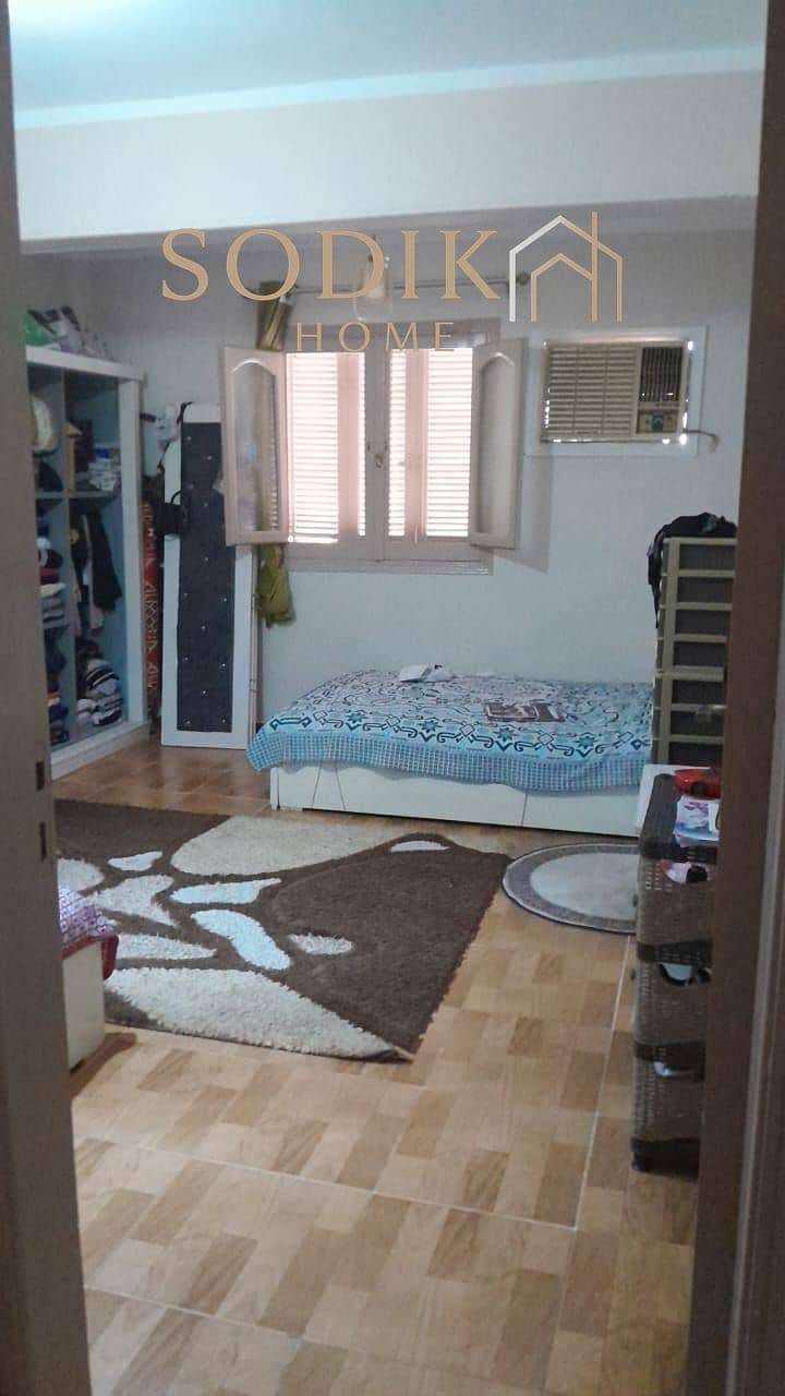 8 a77a3903-d4b8-48e5-a710-03cabfc27930. jpg