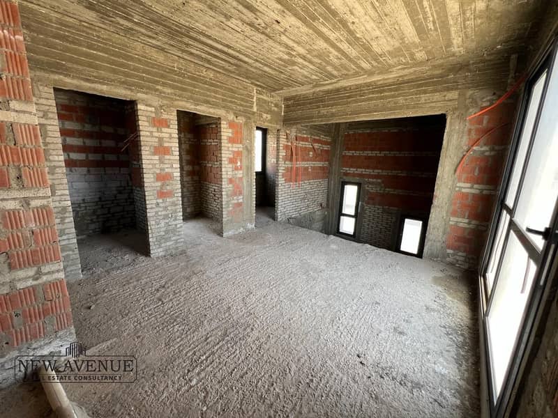 4 WhatsApp Image 2025-10-27 at 11.10. 06 PM. jpeg