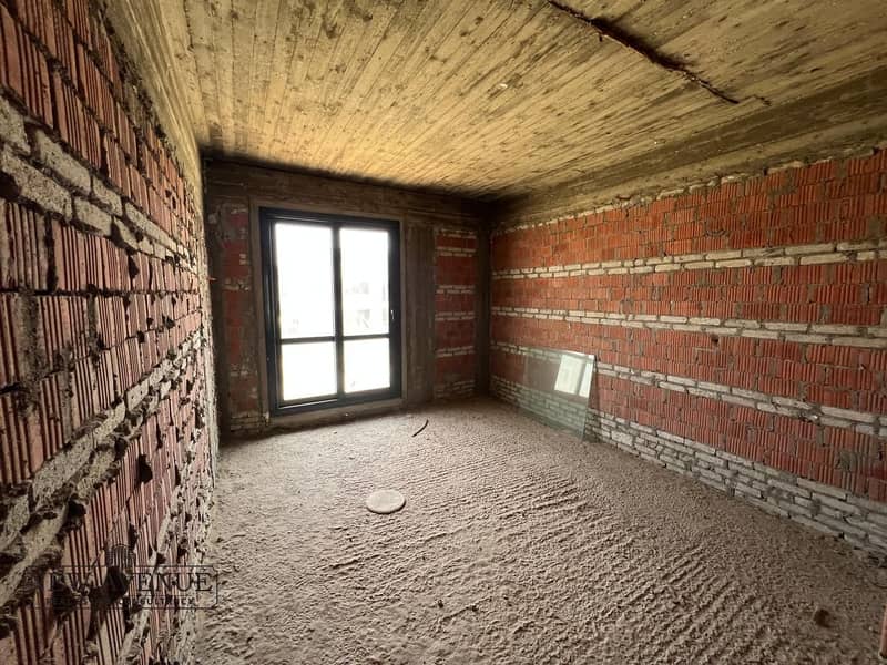 6 WhatsApp Image 2025-10-27 at 11.10. 08 PM. jpeg