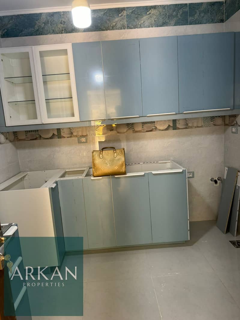 10 4975a1bd-20b0-46a7-a336-c149731c44e3. jpg