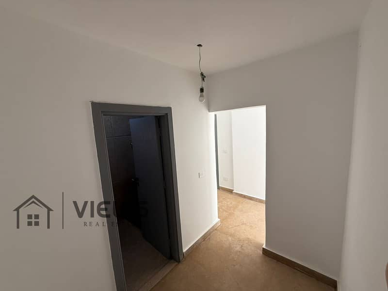 10 WhatsApp Image 2025-10-20 at 1.37. 31 PM. jpeg