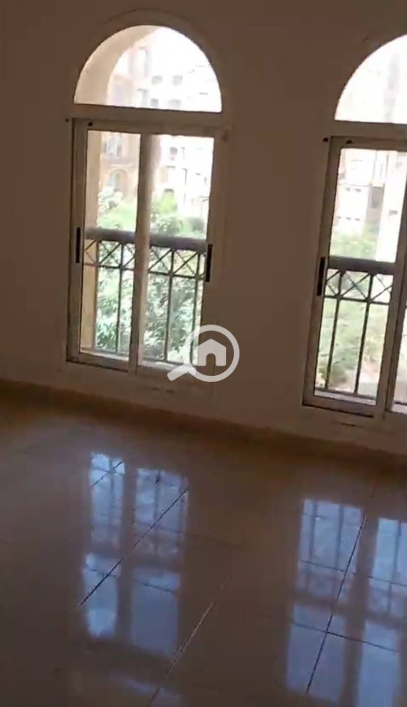 7 7144e1ea-f1fb-40f2-949d-be61a74dcdda. jpg