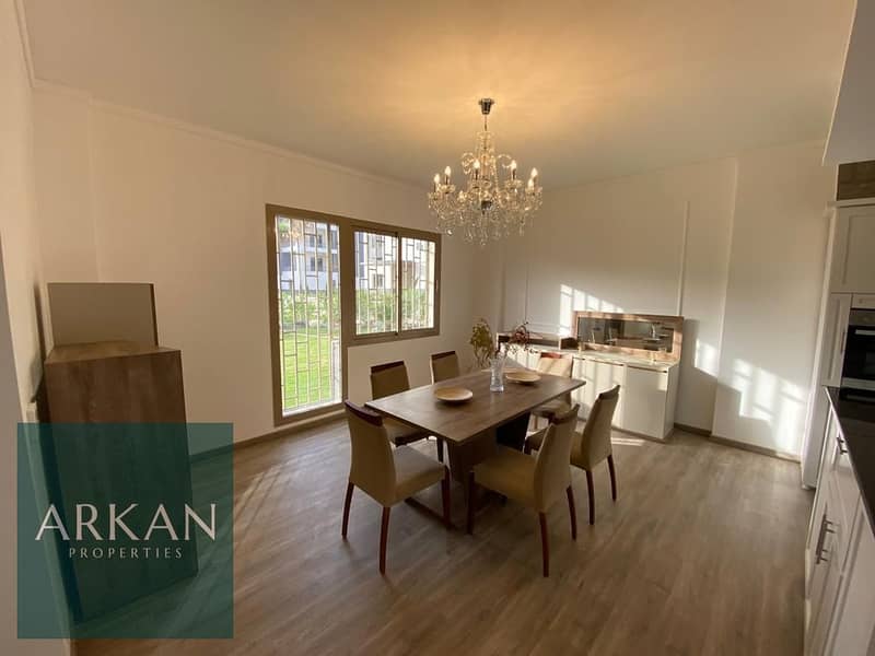 20 d8d218b6-df21-470d-805e-00e7581b58dc. jpg