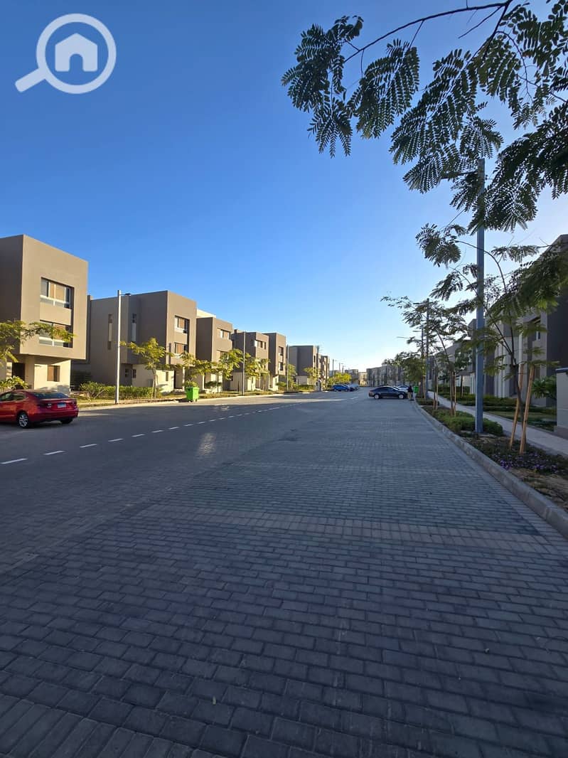 2 WhatsApp Image 2025-01-12 at 11.27. 40 AM. jpeg