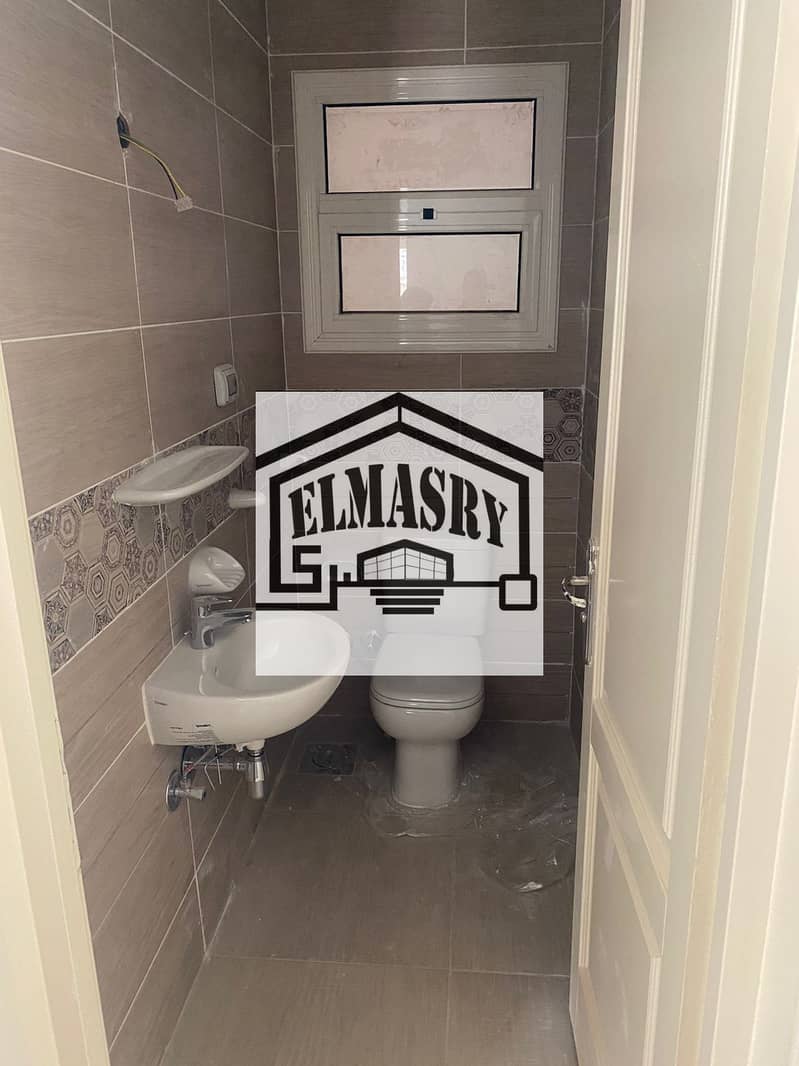 4 f9535d28-d397-4461-bb7a-a2a79a374cc8. jpg