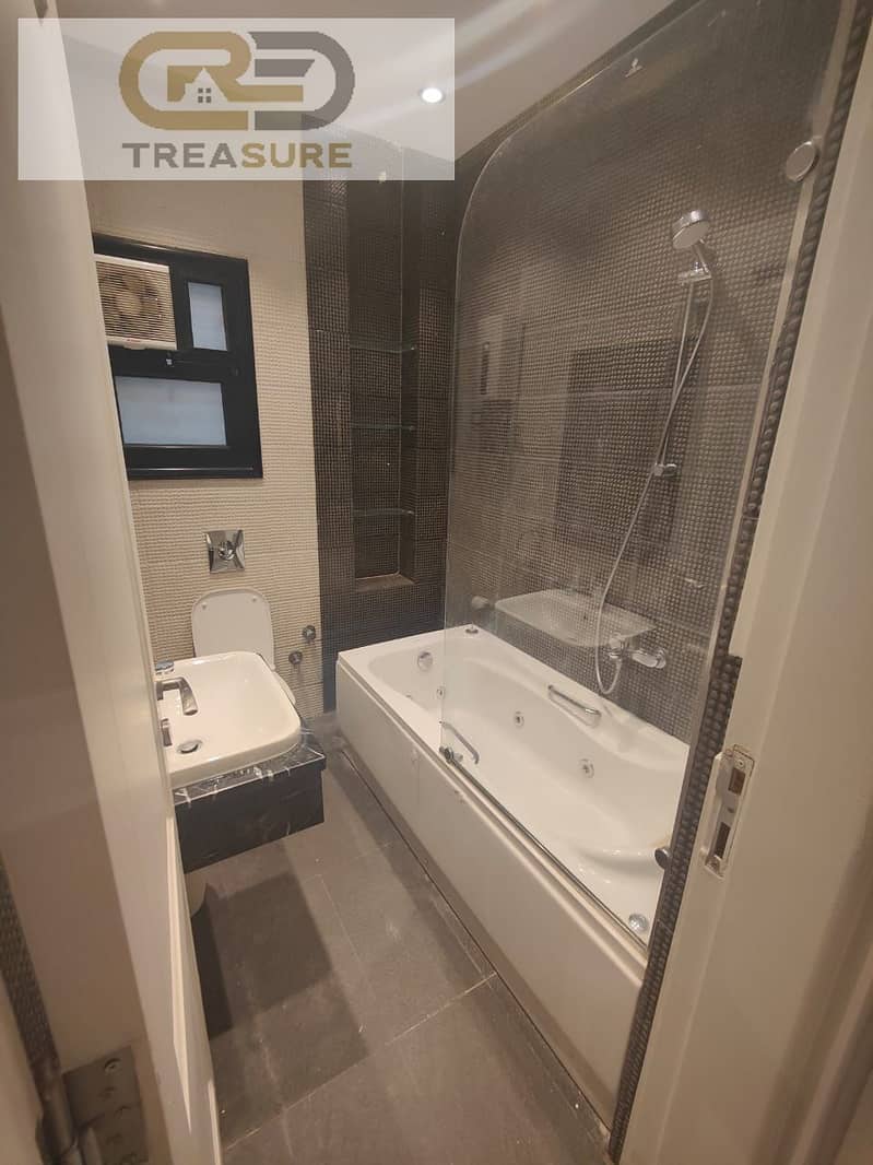 11 WhatsApp Image 2025-10-29 at 2.18. 56 PM (2). jpeg