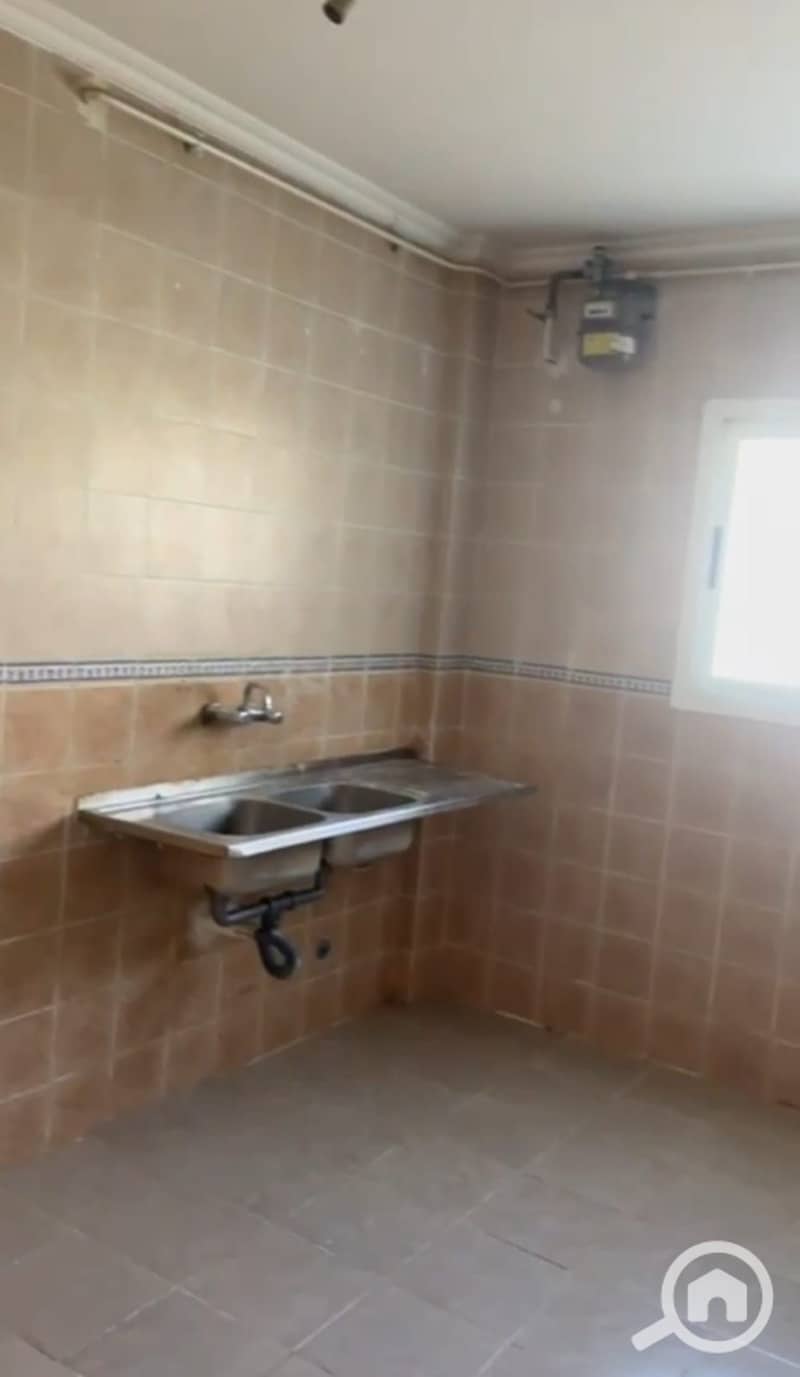 10 cb73e284-0b26-4b97-b5fe-d56027e88fec. jpeg