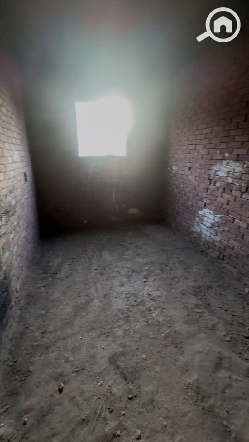 4 5ad00644-5df4-45ef-beae-9faf85c59ec3. jpg