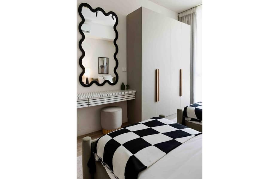 9 Villette-3BD_page-0006. jpg