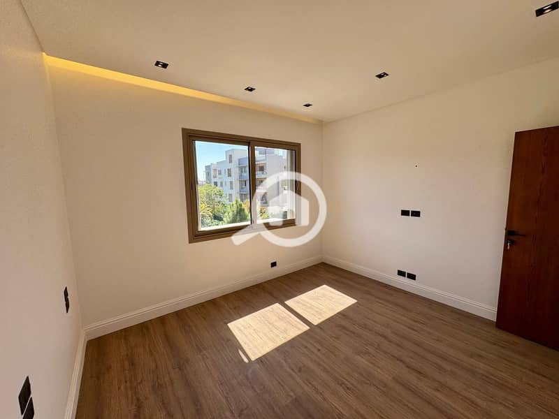 7 WhatsApp Image 2025-10-29 at 2.49. 17 PM. jpeg