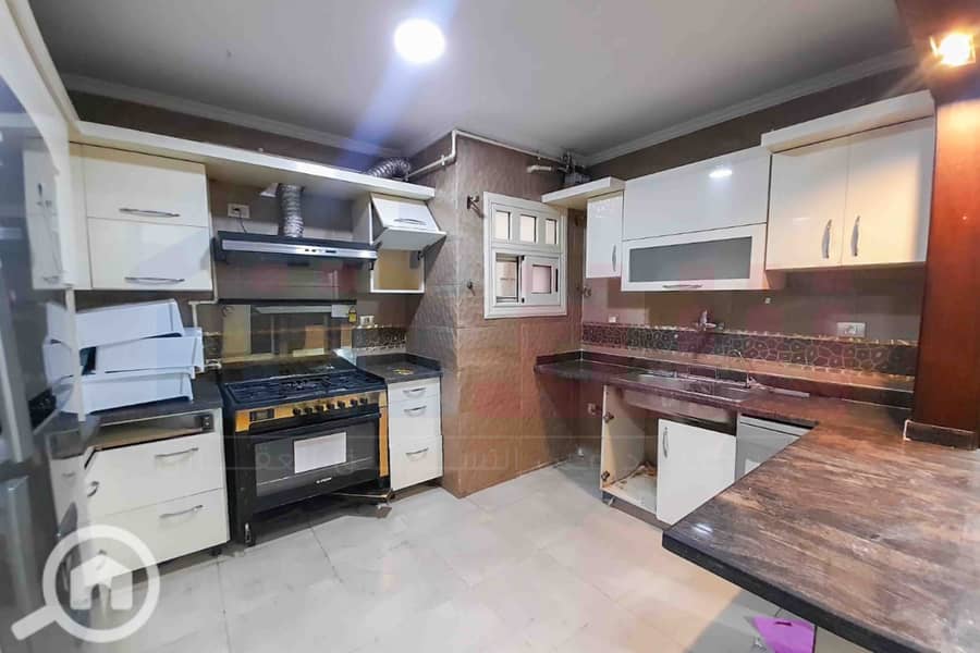 12 WhatsApp Image 2025-10-26 at 5.11. 29 PM. jpg