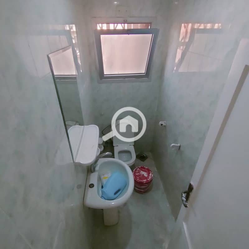 4 49762dd8-986e-4692-94d8-d396ea097fab. jpeg