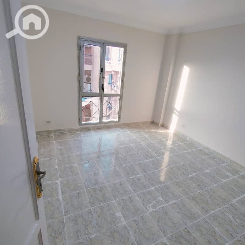 7 487c1205-eb02-4f17-8fb5-8270a4a1f5ba. jpeg