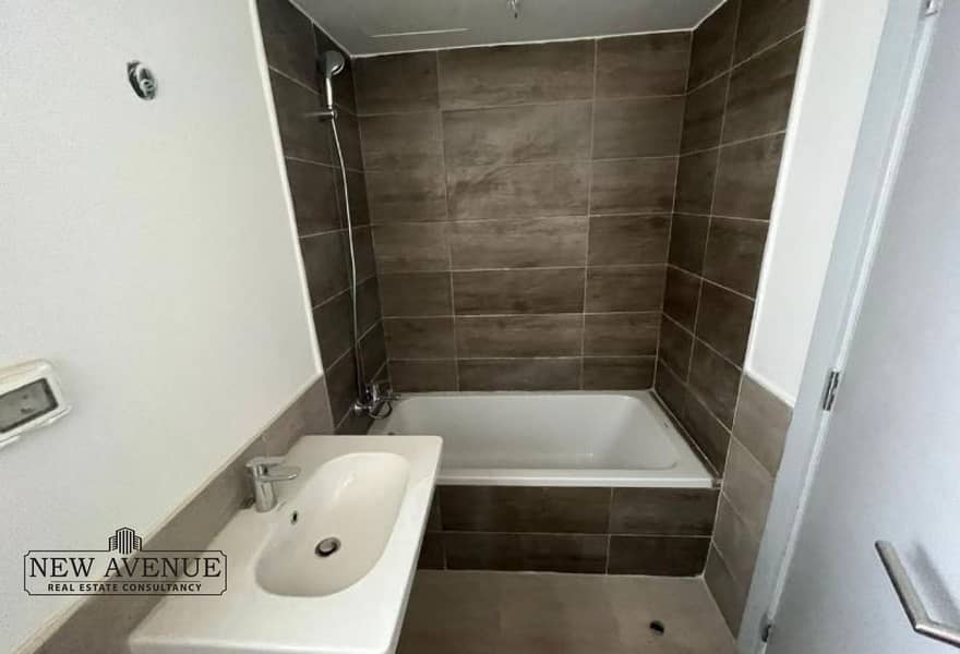 11 07049504-1a4d-47e4-b390-7700696131dd. jpg