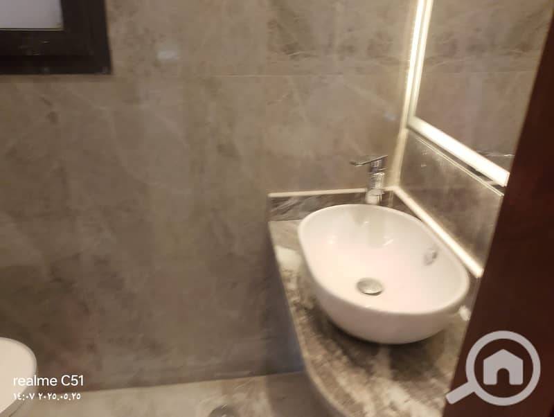 11 WhatsApp Image 2025-10-25 at 8.17. 53 PM. jpeg